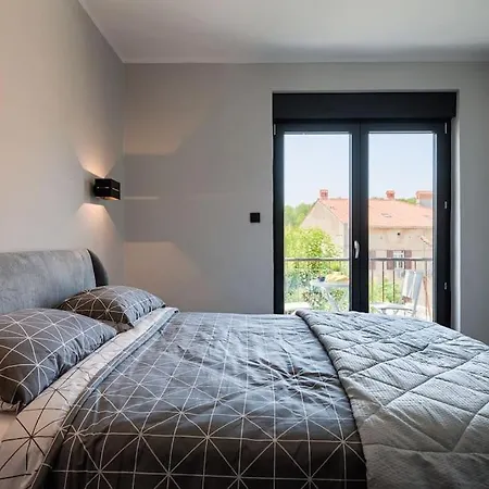 Apartmán Piantina 2 S Besplatnim Parkingom *